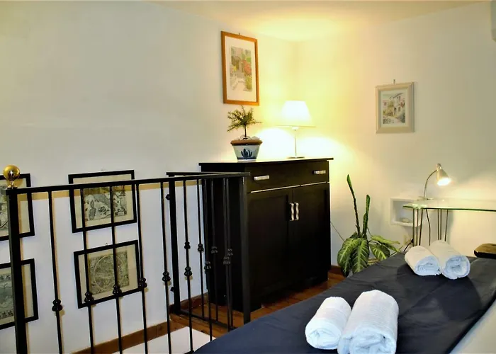 Isola Di Luce * Syracuse